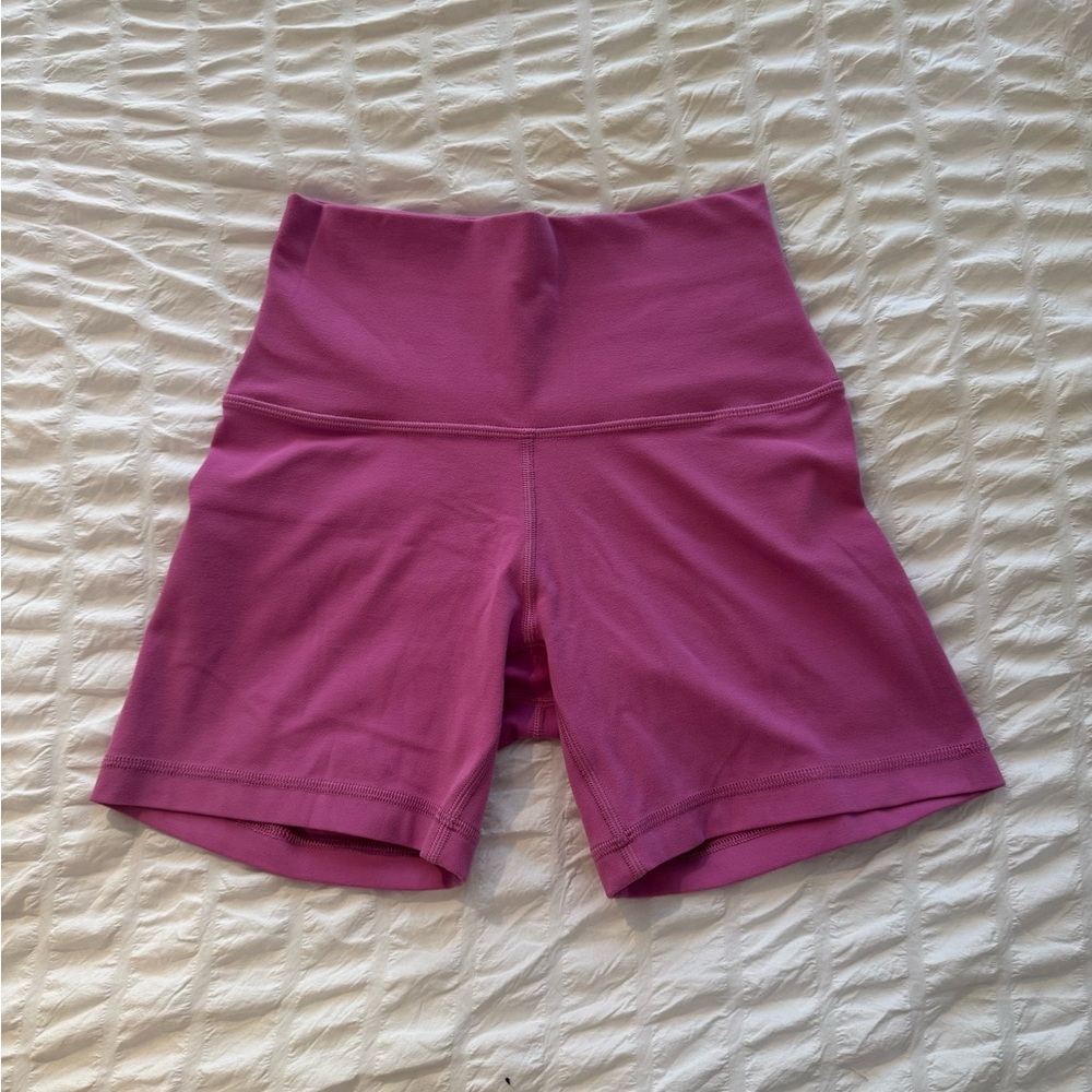 Aritzia golden butter shorts